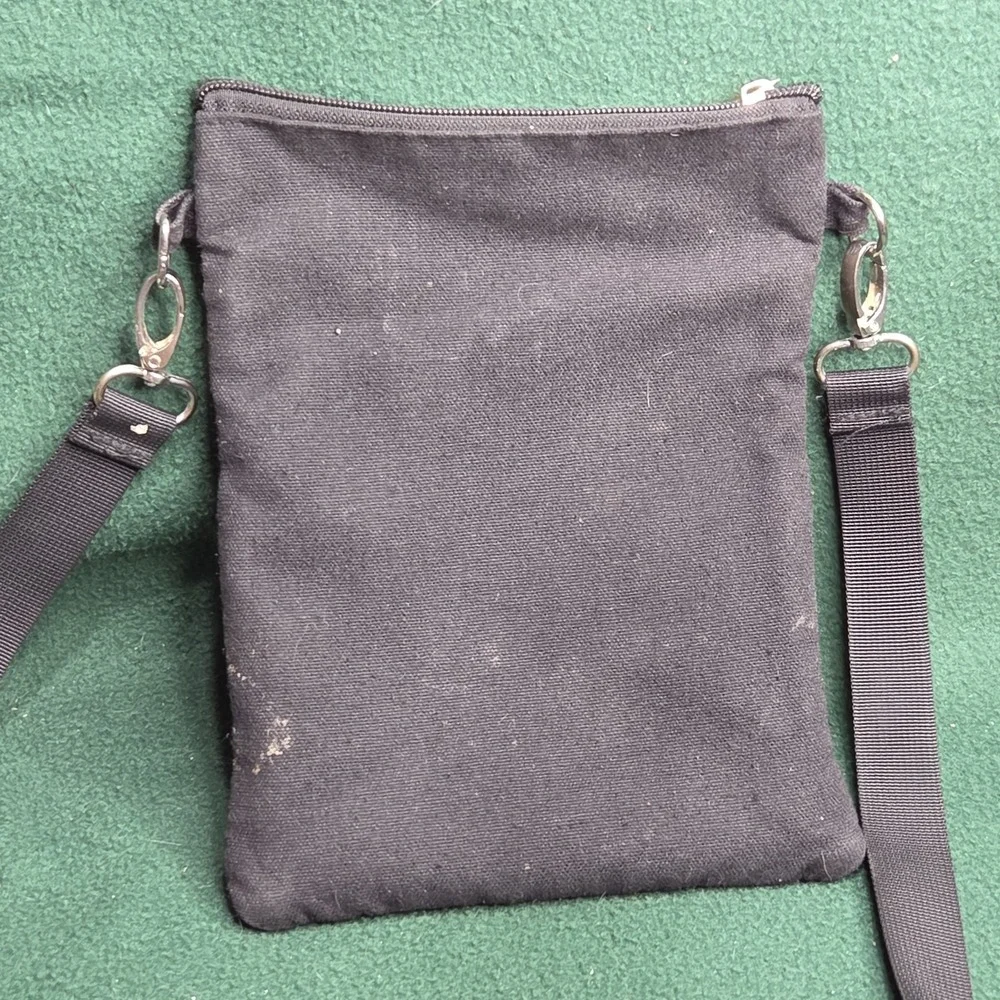 Cross body Shoulder Bag with Strap Black with Zipper Closure and side Pockets